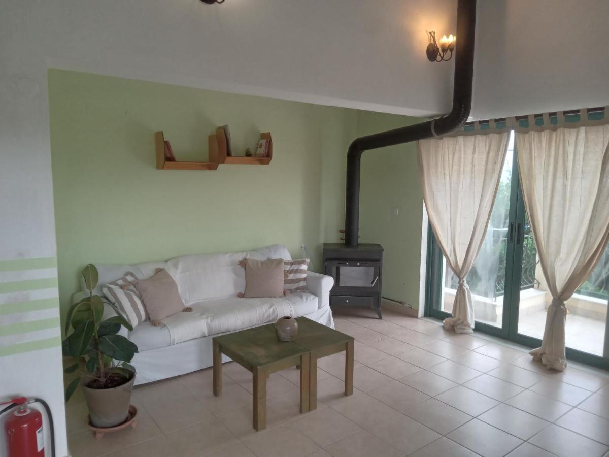 The White Rabbit Guesthouse Eco-Lodge "Cosy Apartment" ซากูเดีย ภายนอก รูปภาพ